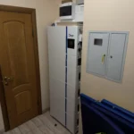 Моноблок Deye — гібридний інвертор 6 кВт та акумулятори 20 кВт·год у приміщенні дитячого садка